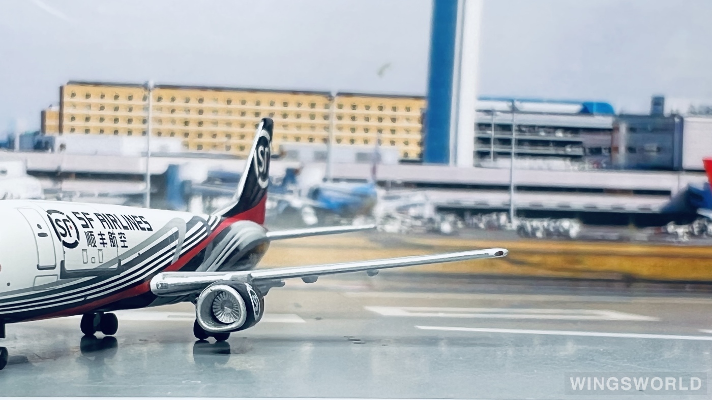 AeroClassics 1:400 AC4B2598 SF Airlines 顺丰航空 Boeing 737-300 B-2598