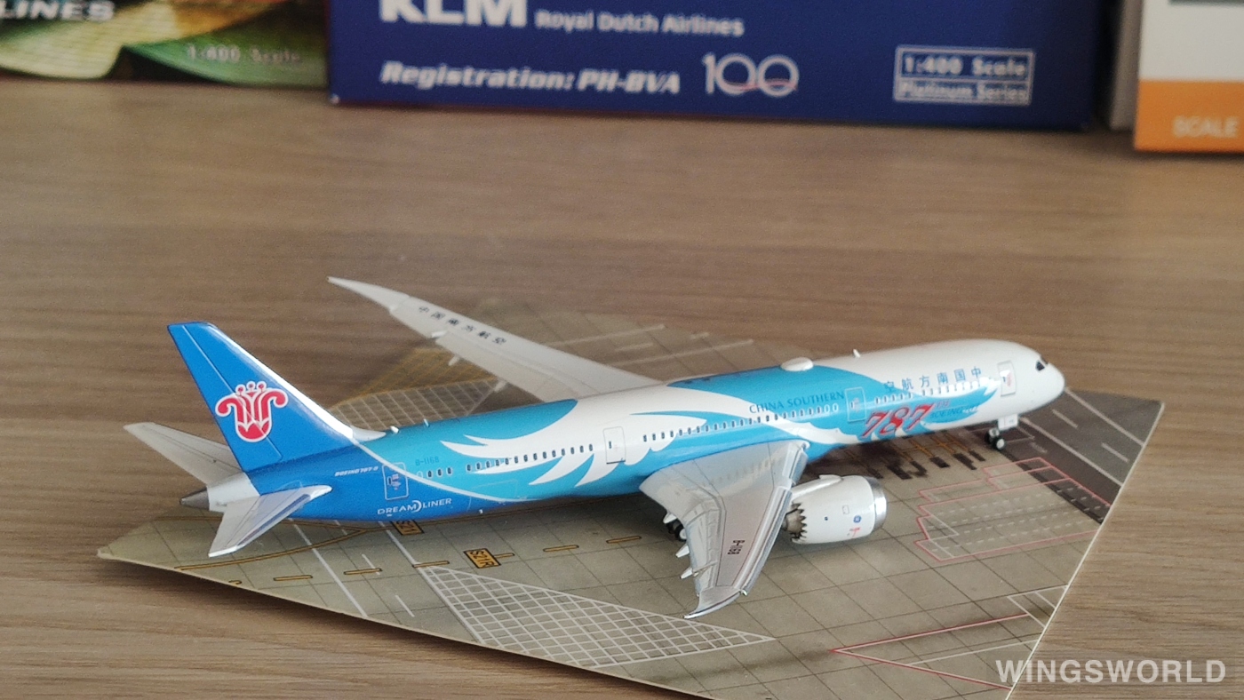 JC Wings 1:400 XX4153A China Southern 中国南方航空 Boeing 787-9 B-1168