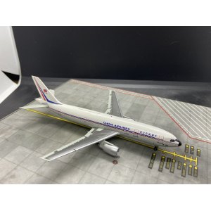 China Airlines 中华航空 Airbus A300B4/B2 B-18585  55821 Dragon Models 1:400