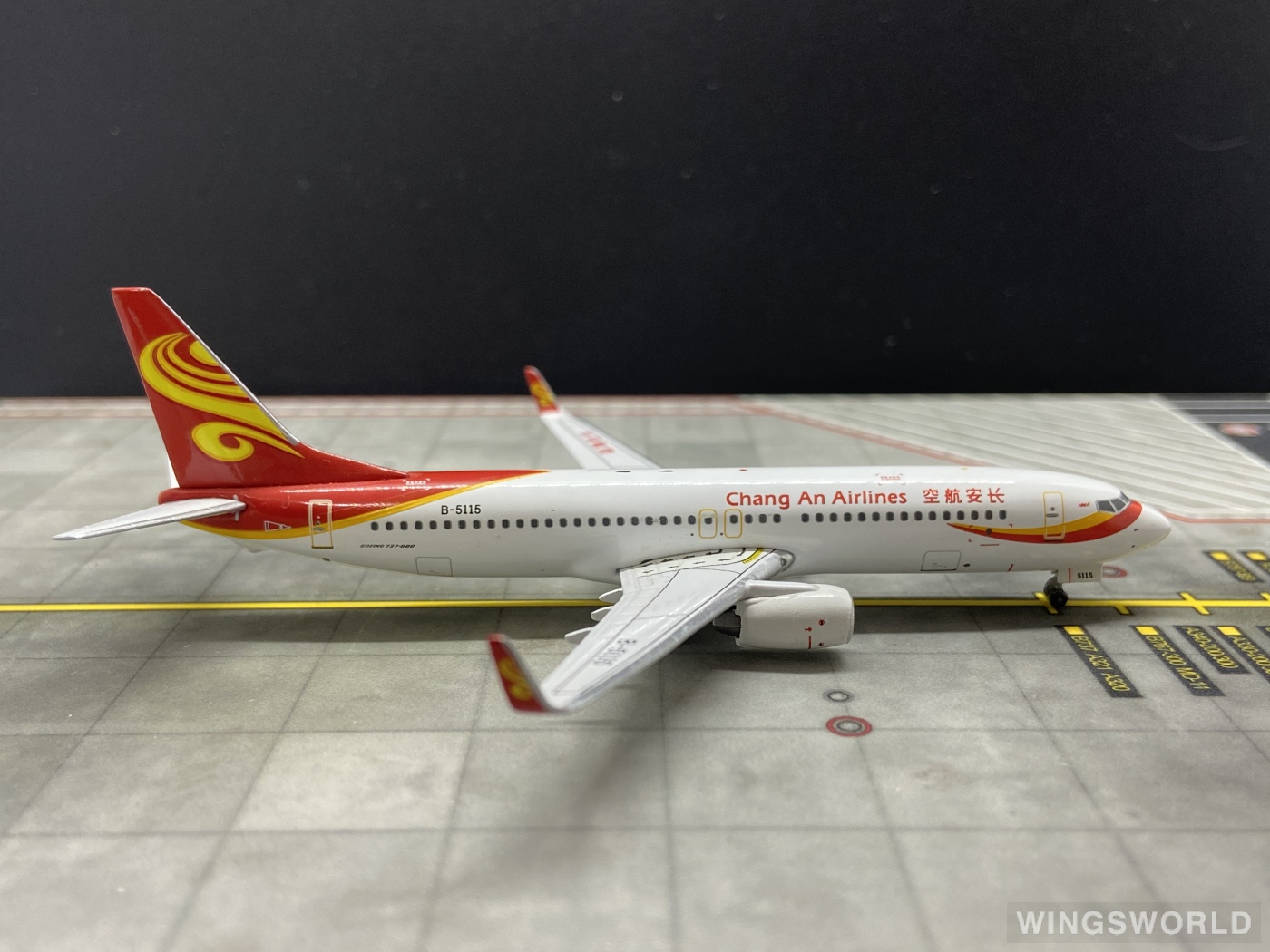 Witty 1:400 WT4738008 Air Chang'an 长安航空 Boeing 737-800 B-5115