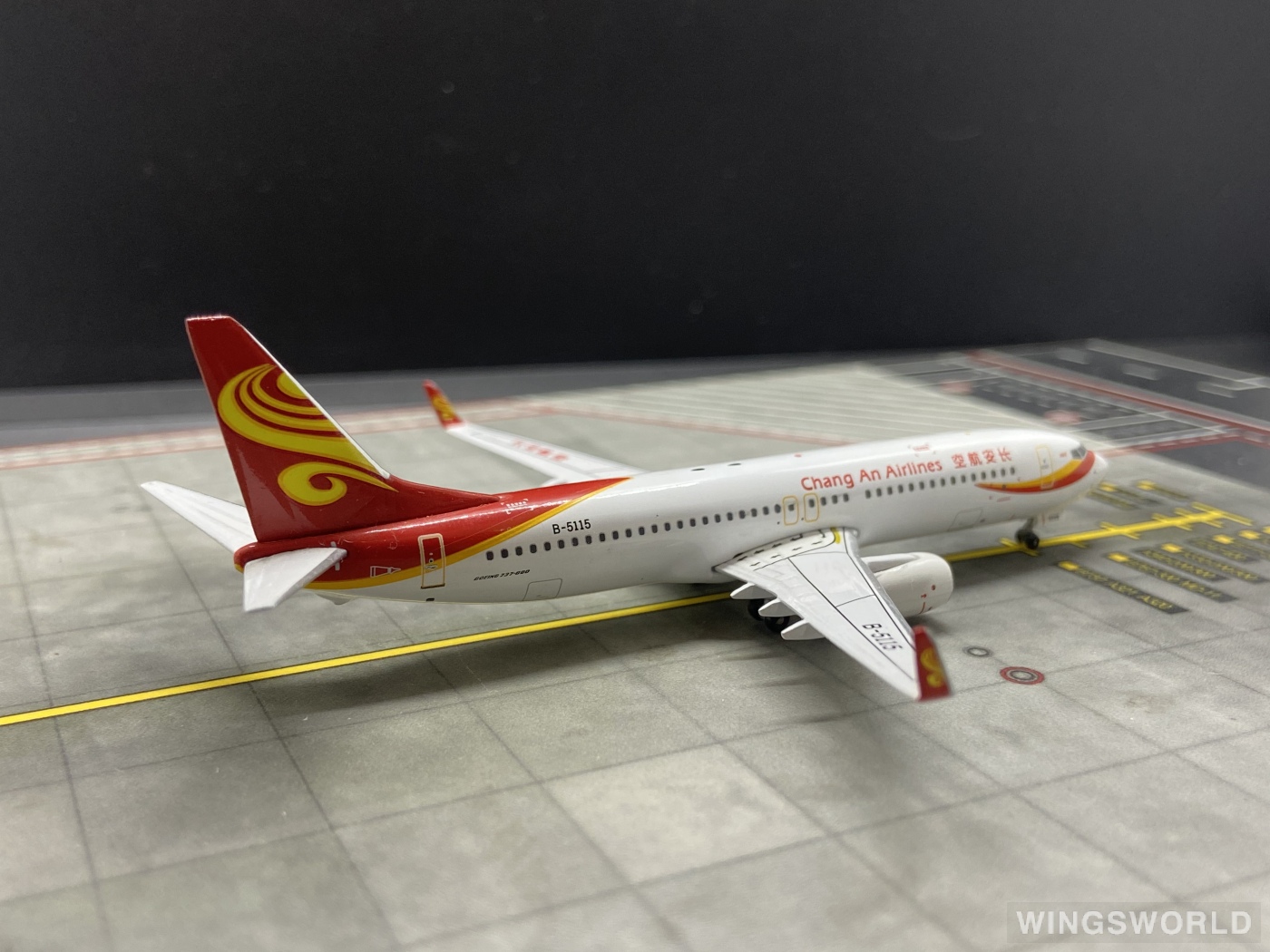 Witty 1:400 WT4738008 Air Chang'an 长安航空 Boeing 737-800 B-5115