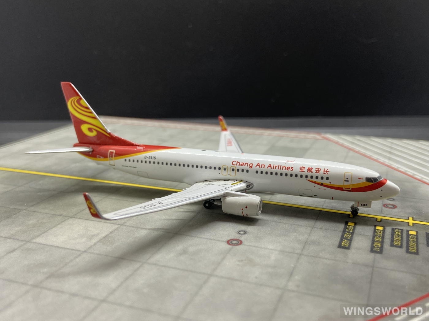 Witty 1:400 WT4738008 Air Chang'an 长安航空 Boeing 737-800 B-5115