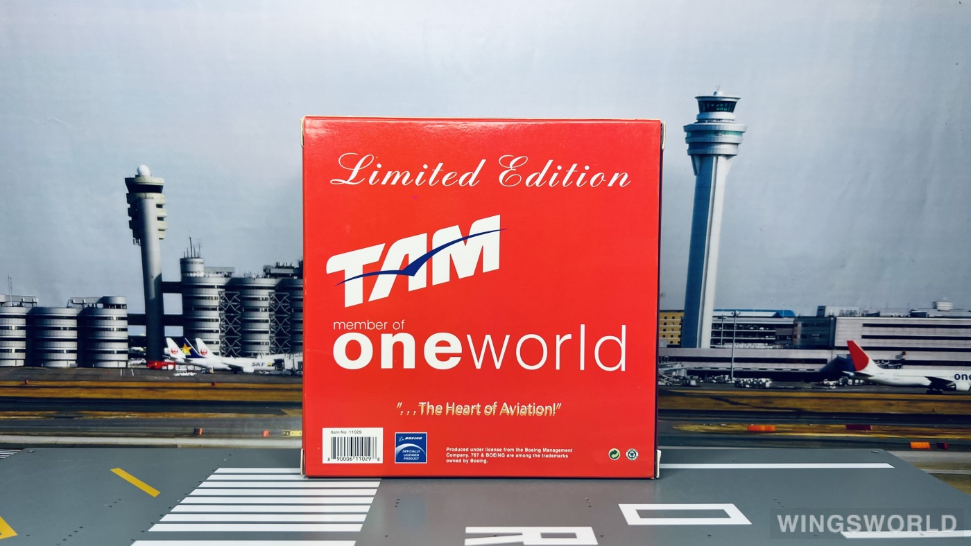 Phoenix 1:400 PH11029 TAM Airlines 巴西天马航空 Boeing 767-300 PT-MOC