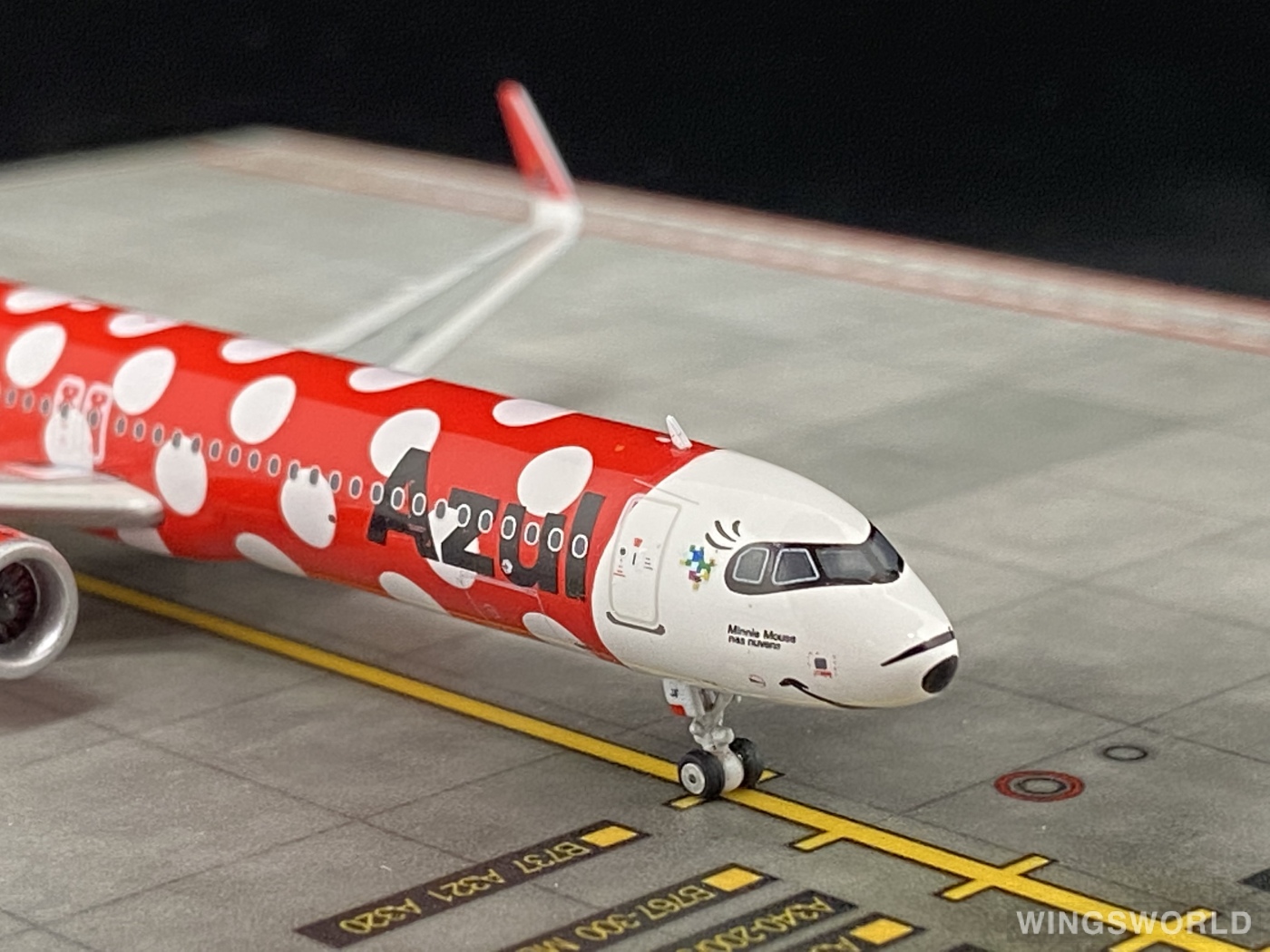 Phoenix 1:400 PH04434 Azul 蓝色巴西航空 Airbus A321neo PR-YJF