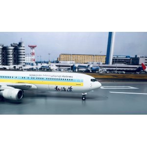 Air Do 北海道国际航空 Boeing 767-300 JA8258 北海道 GJ70738B Geminijets 1:400
