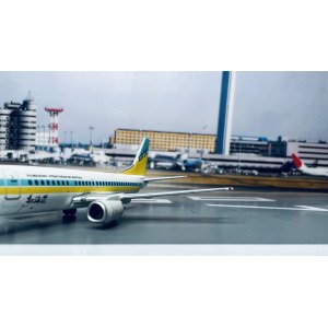 Air Do 北海道国际航空 Boeing 737-500 JA8404 北海道 157375 Geminijets 1:400