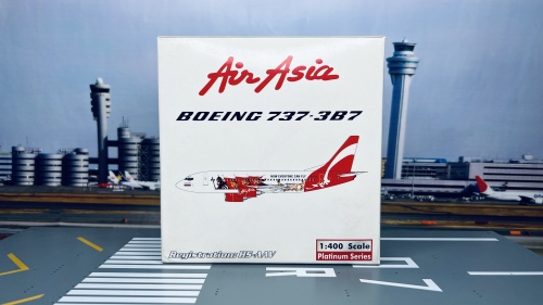 AirAsia 亚洲航空 Boeing 737-300 HS-AAV 暹罗国王Naresuan - King of Siam PH10166 Phoenix 1:400