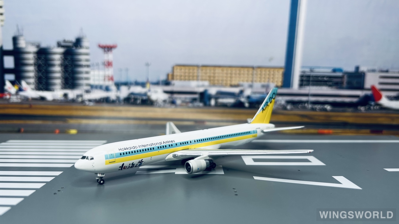 Geminijets 1:400 GJ70738B Air Do 北海道国际航空 Boeing 767-300 JA8258