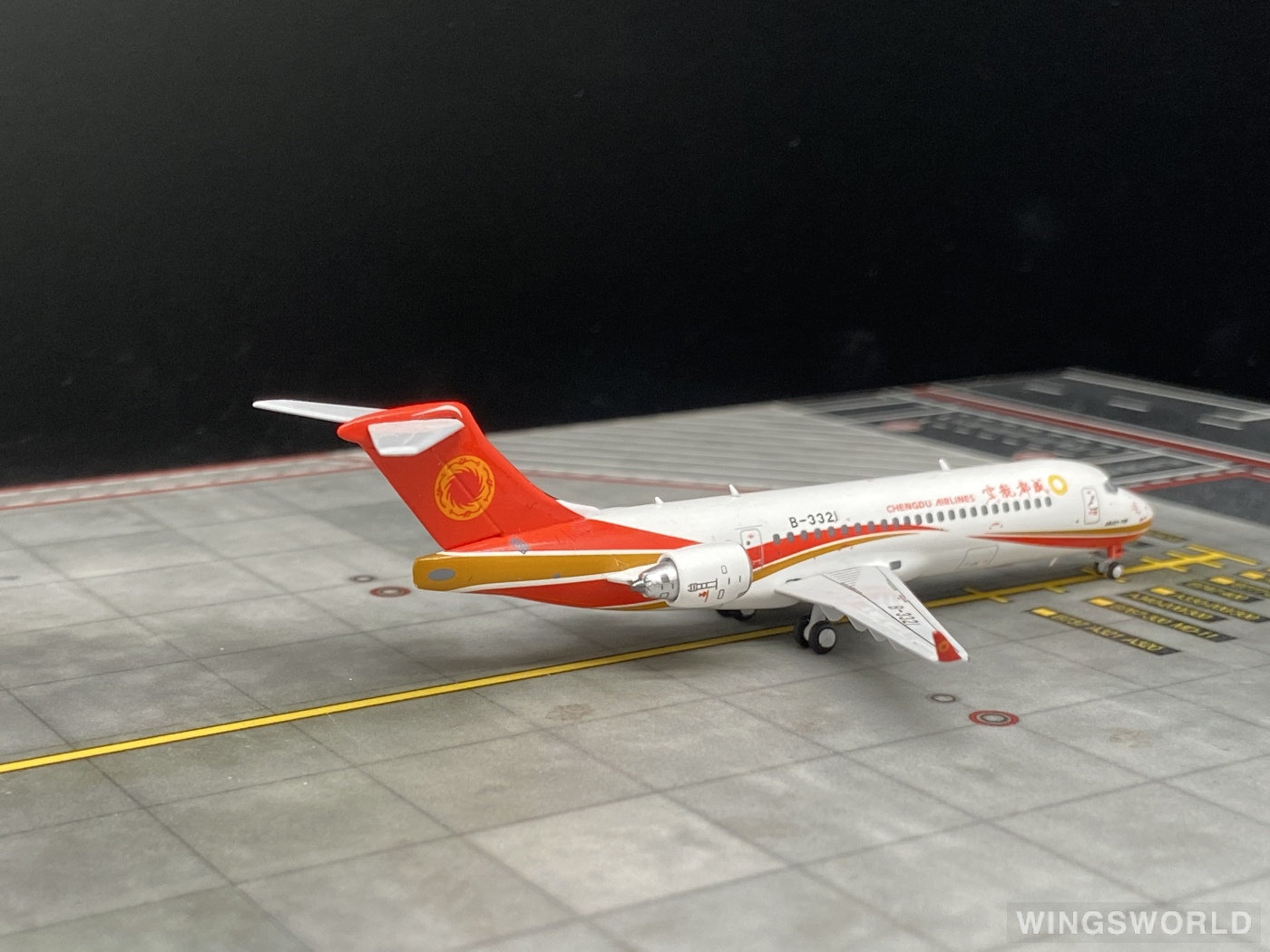 Pandamodel 1:400 PMB3321 Chengdu Airlines 成都航空 Comac ARJ21-700 B-3321