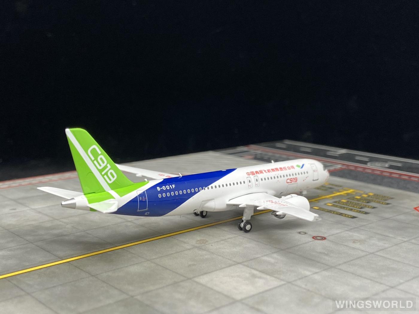 NGmodels 1:400 NG19010 COMAC 中国商飞 Comac C919 B-001F