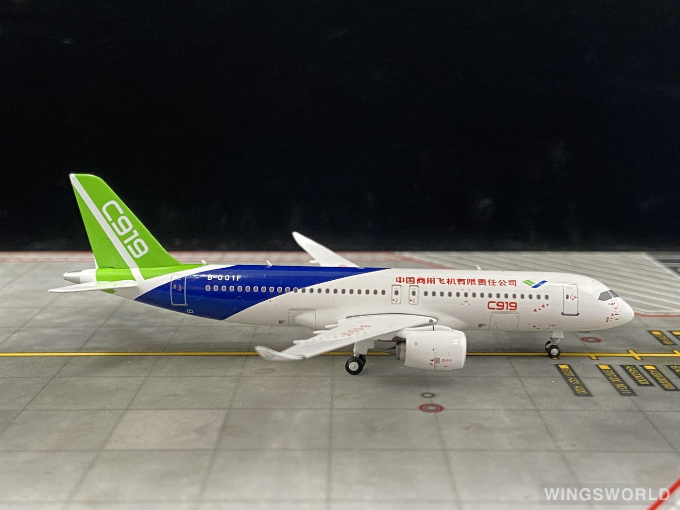 NGmodels 1:400 NG19010 COMAC 中国商飞 Comac C919 B-001F