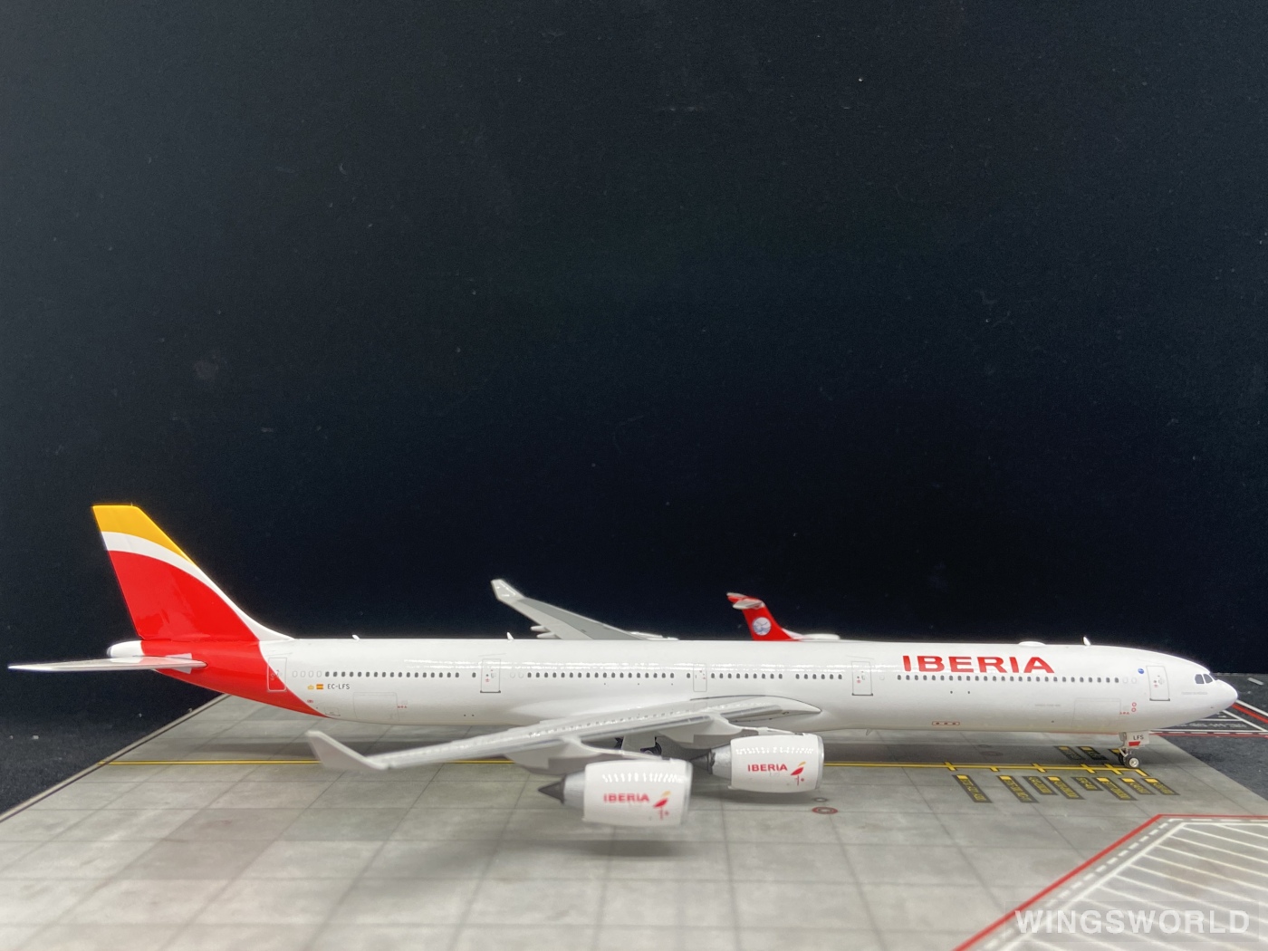 Phoenix 1:400 PH11730 Iberia 西班牙国家航空 Airbus A340-600 EC-LFS