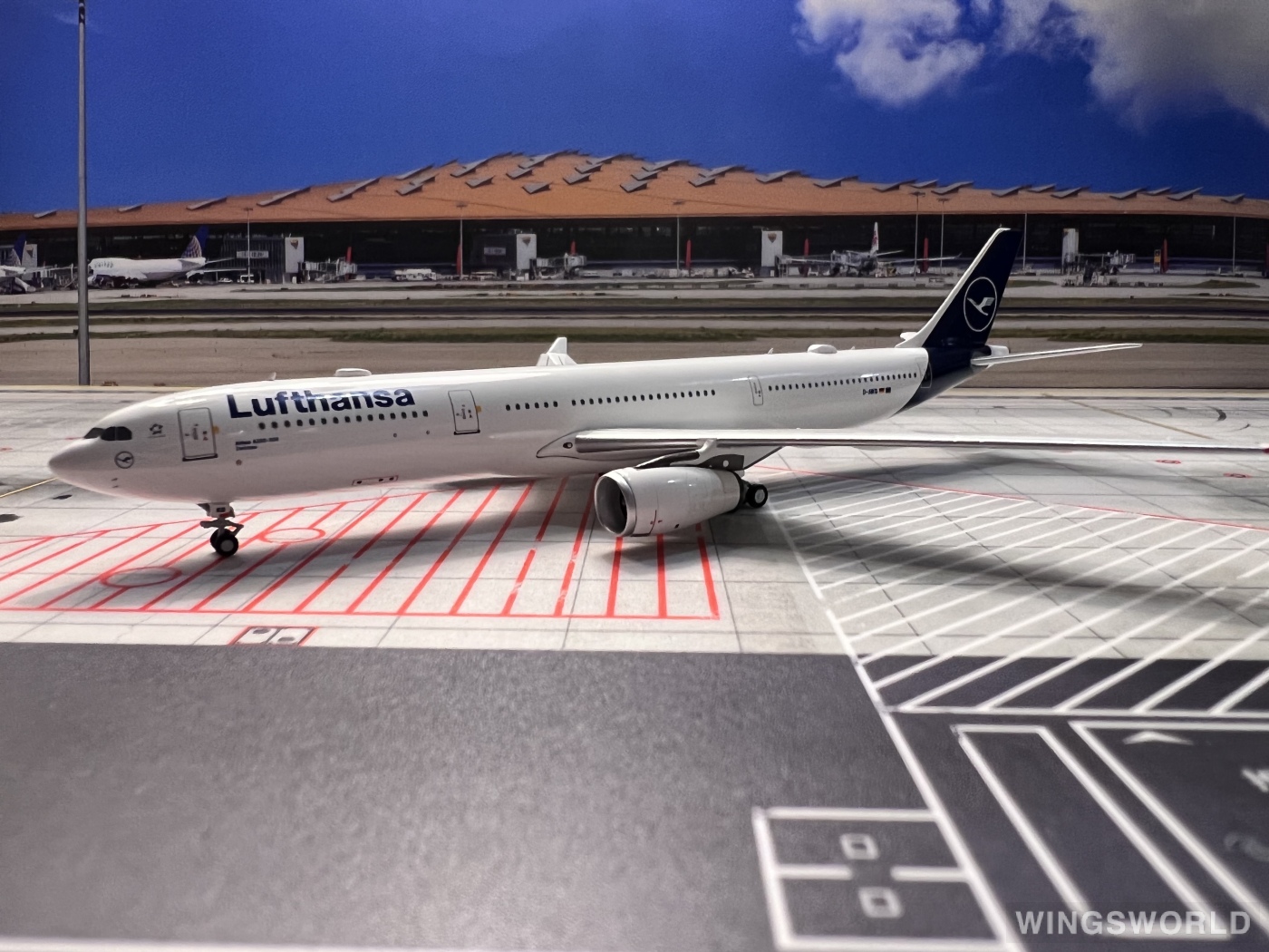 NGmodels 1:400 NG62029 Lufthansa 汉莎航空 Airbus A330-300 D-AIKQ