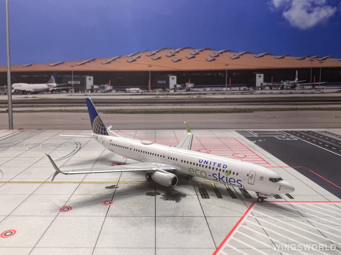 NGmodels 1:400 NG79009 United Airlines 美国联合航空 Boeing 737-900ER N75432