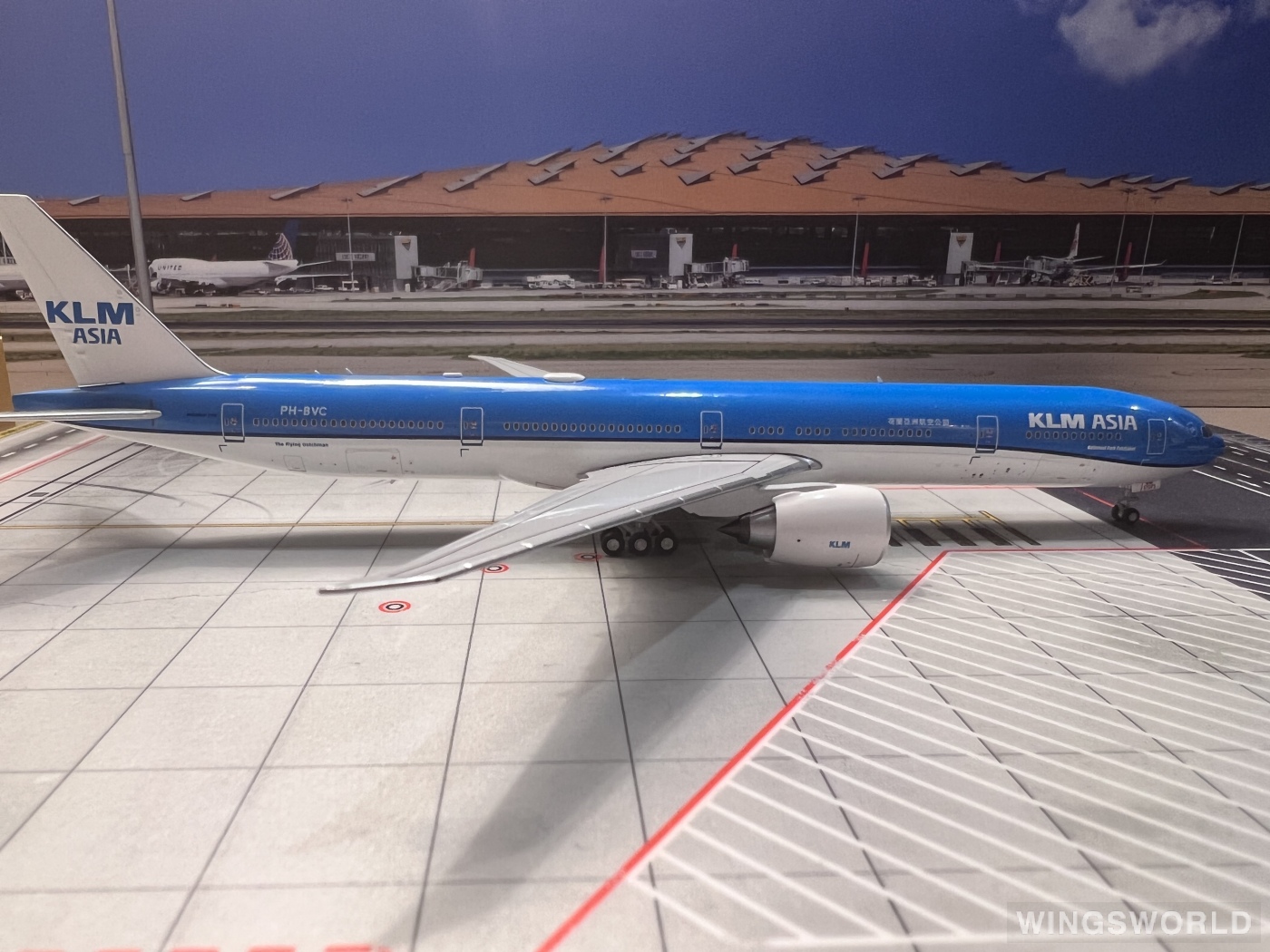 NGmodels 1:400 NG73016 KLM Asia 荷航亚洲航空公司 Boeing 777-300ER PH-BVC