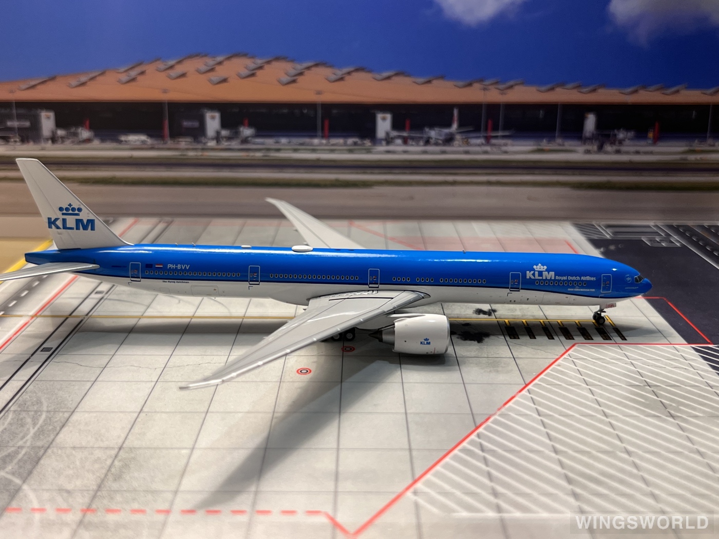 NGmodels 1:400 NG73015 KLM 荷兰皇家航空 Boeing 777-300ER PH-BVV