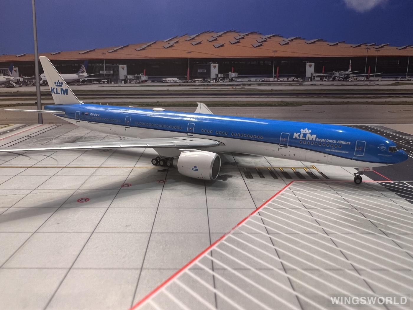 NGmodels 1:400 NG73015 KLM 荷兰皇家航空 Boeing 777-300ER PH-BVV