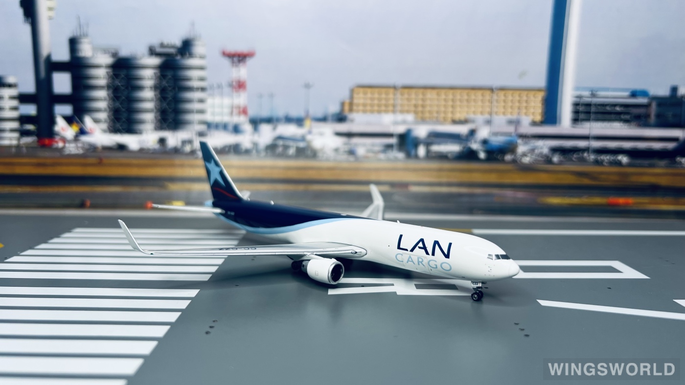 Phoenix 1:400 PH10917 LAN Airlines 智利航空 Boeing 767-300 CC-CZZ