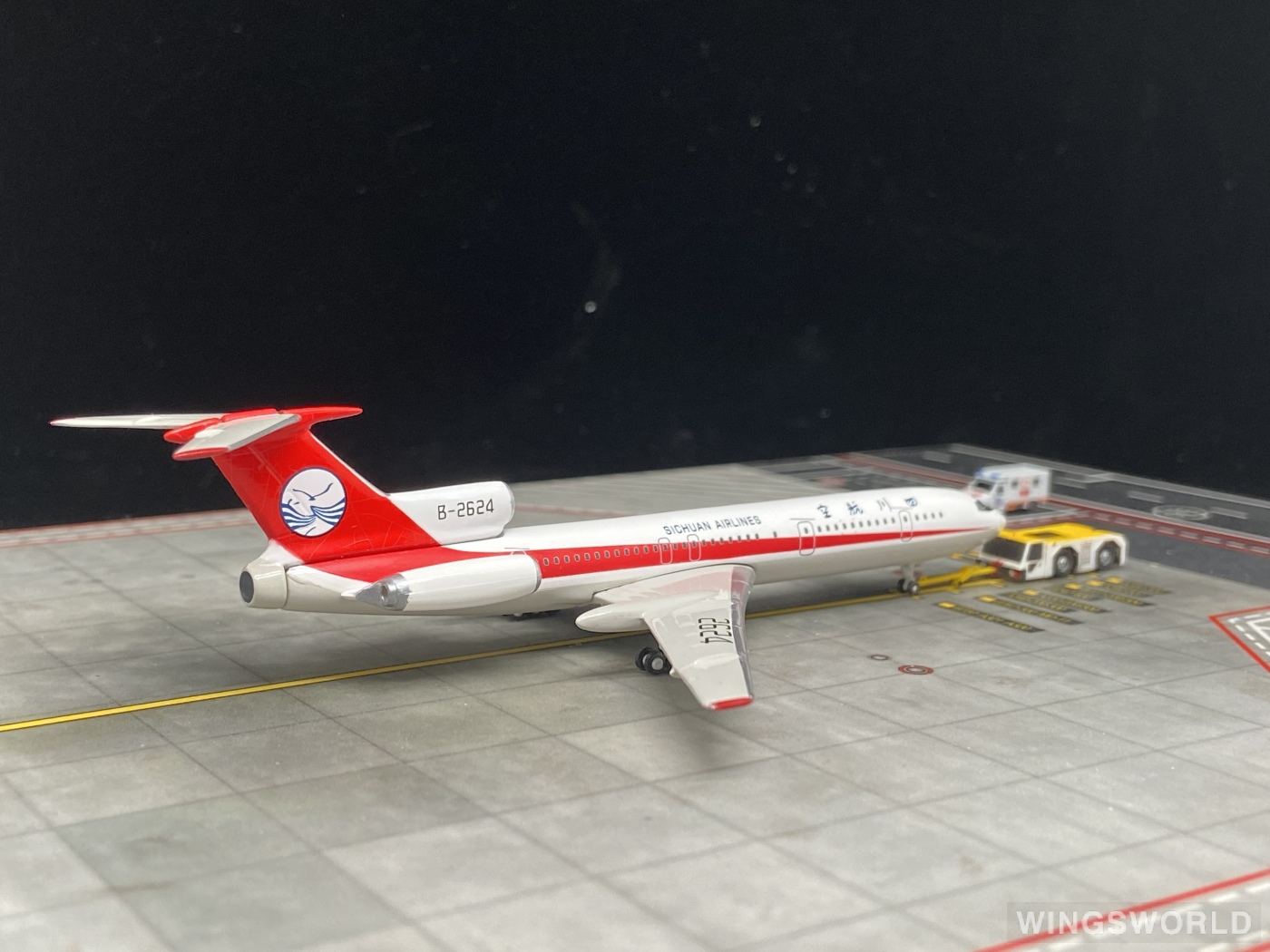 Golden Wings 1:400 94004001 Sichuan Airlines 四川航空 Tupolev Tu-154 B-2624