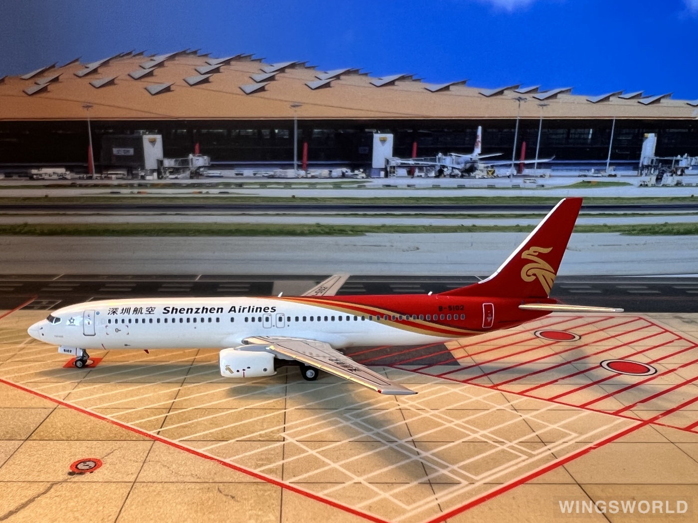 NGmodels 1:400 NG79020 Shenzhen Airlines 深圳航空 Boeing 737-900 B-5102