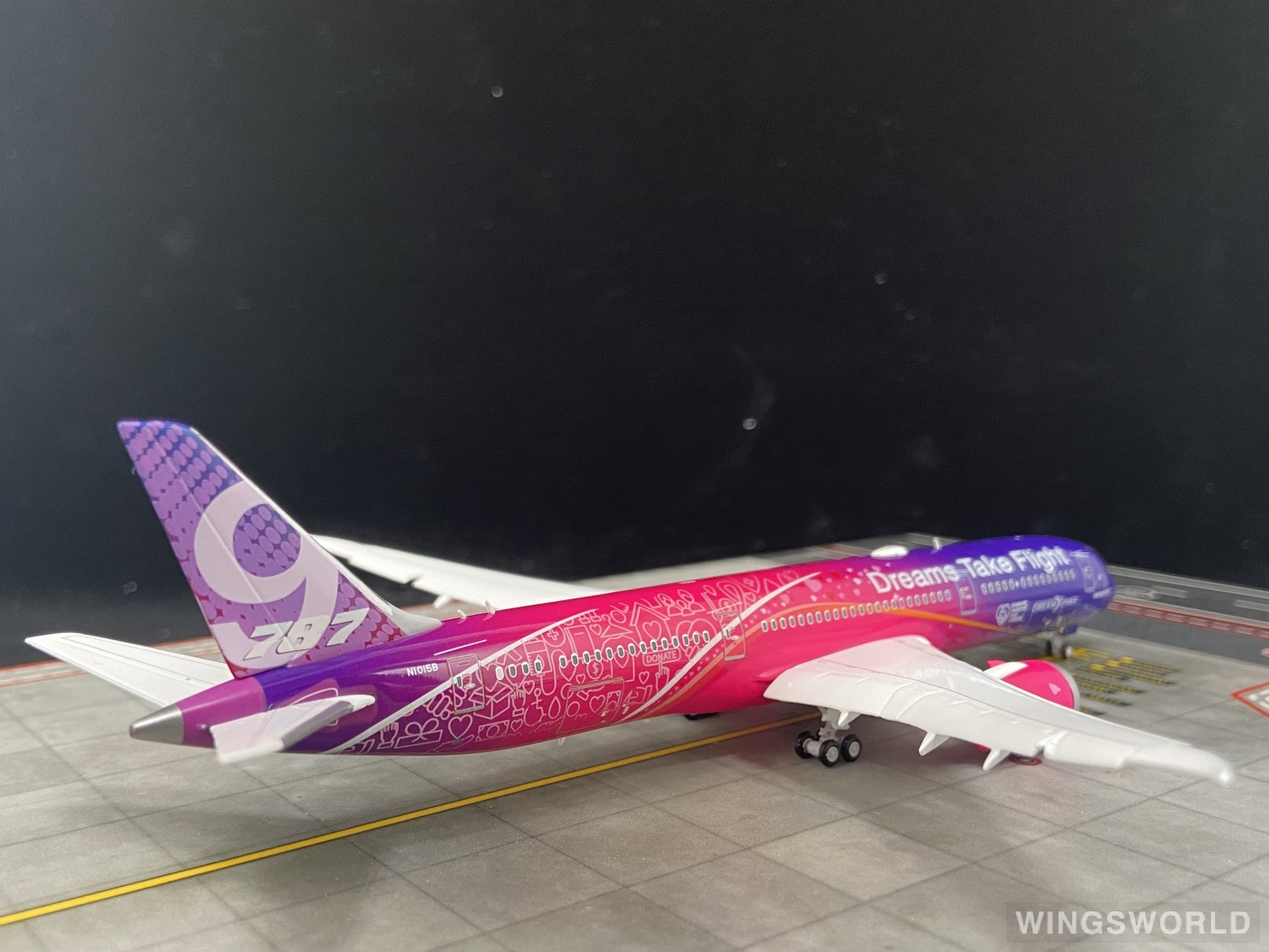JC Wings 1:400 EW4789010A Boeing 波音公司 Boeing 787-9 N1015B