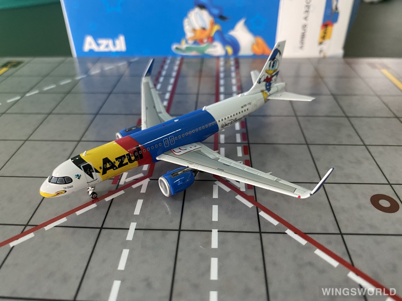 Phoenix 1:400 PH04452 Azul 蓝色巴西航空 Airbus A320neo PR-YSI