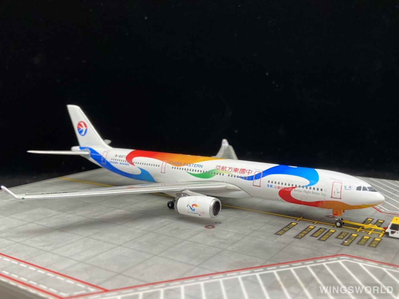 Phoenix 1:400 PH10368 China Eastern 中国东方航空 Airbus A330-300 B-6127