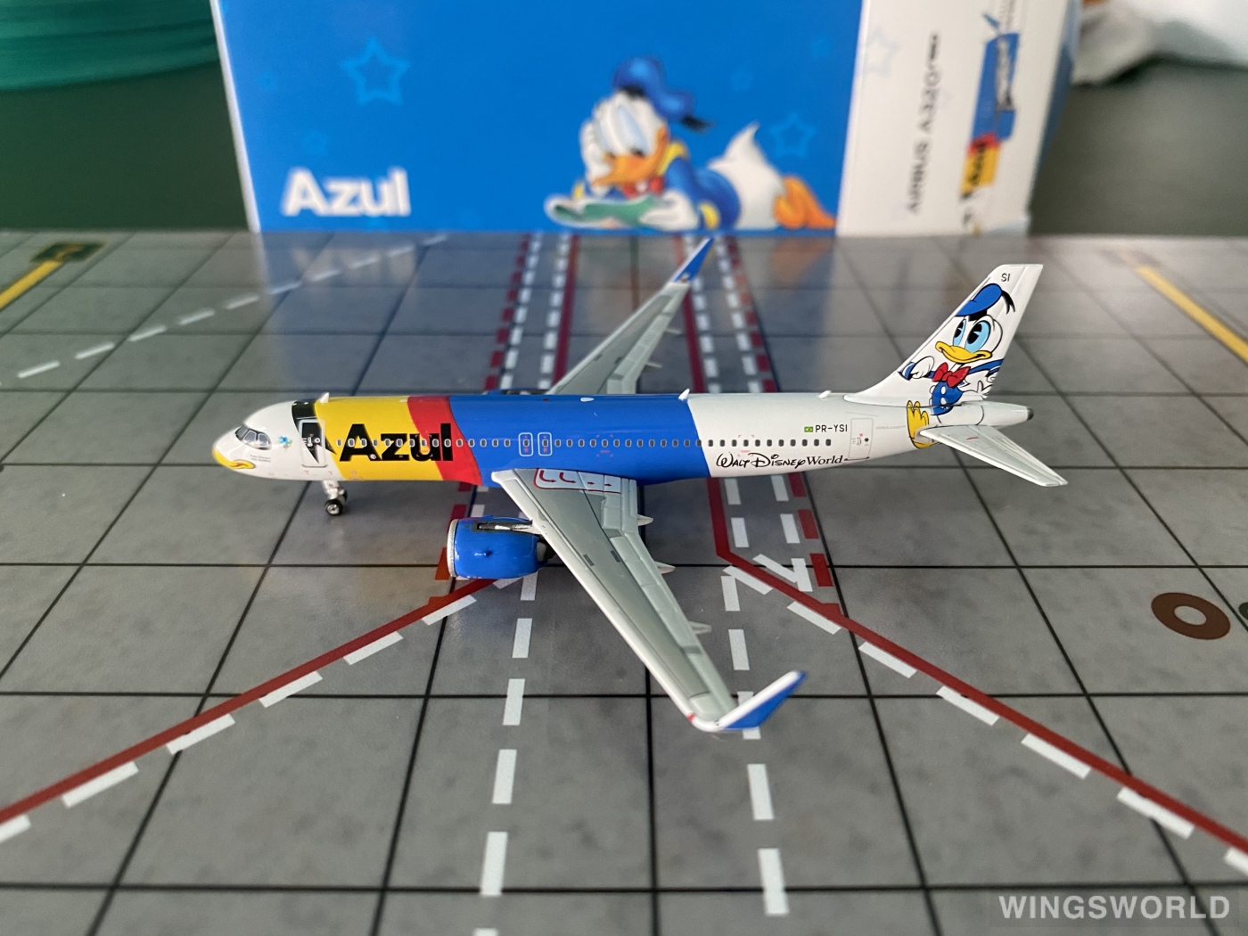 Phoenix 1:400 PH04452 Azul 蓝色巴西航空 Airbus A320neo PR-YSI