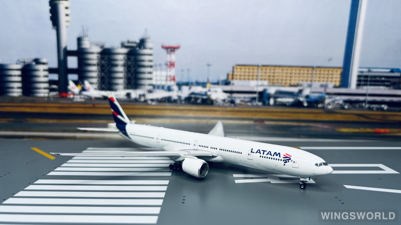 Phoenix 1:400 PH11509 LATAM 南美航空集团 Boeing 777-300ER PT-MUI