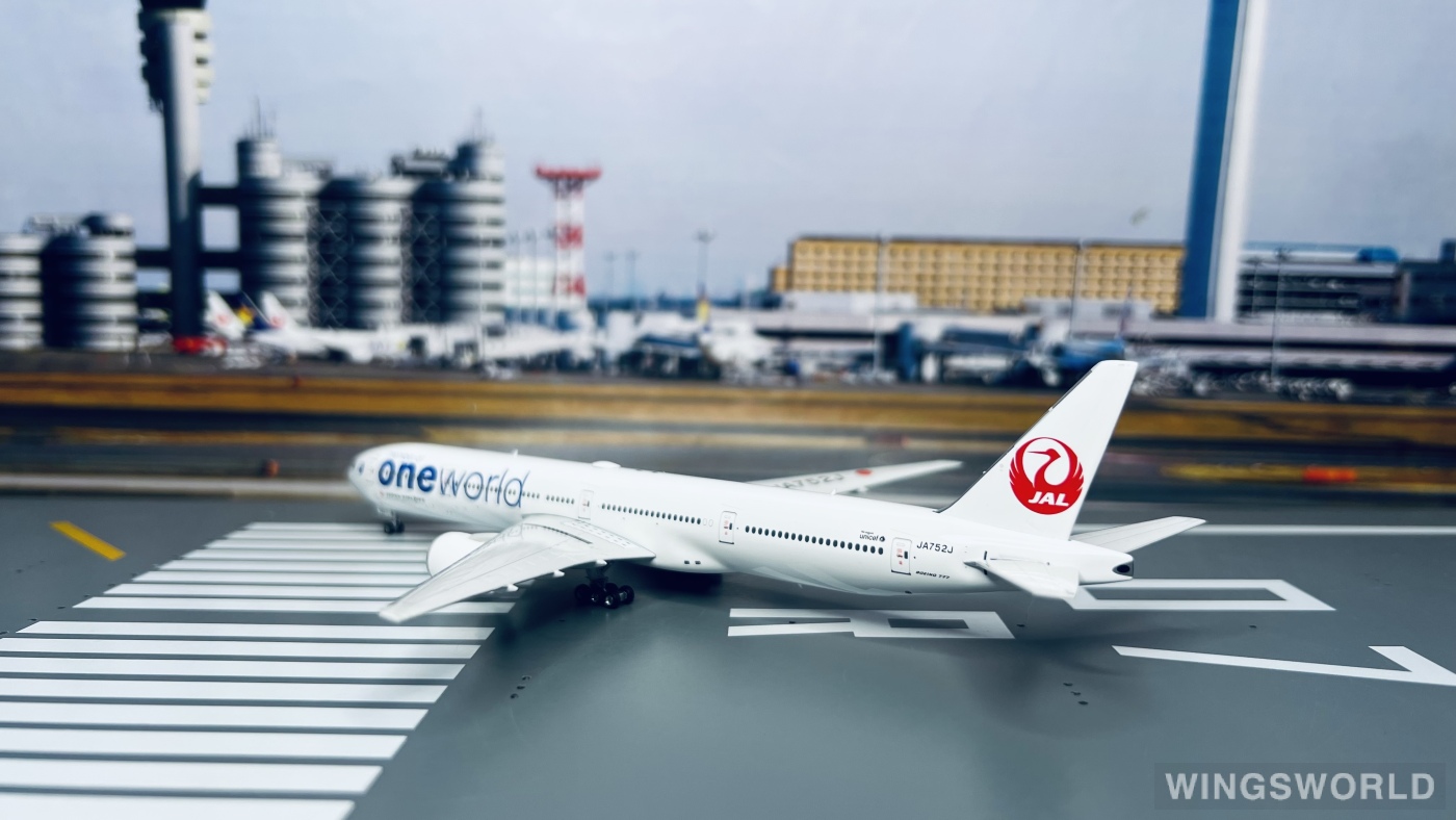 Phoenix 1:400 PH04449 Japan Airlines 日本航空 Boeing 777-300 JA752J