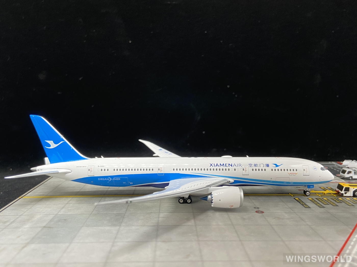 Phoenix 1:400 PH11343 XiamenAir 厦门航空 Boeing 787-9 B-1566