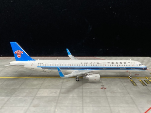 China Southern 中国南方航空 Airbus A321 B-8640  HYJL81005 HYJLwings 1:400