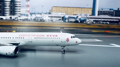 Cathay Dragon 国泰港龙航空 Airbus A321 B-HTG  PH04295 Phoenix 1:400