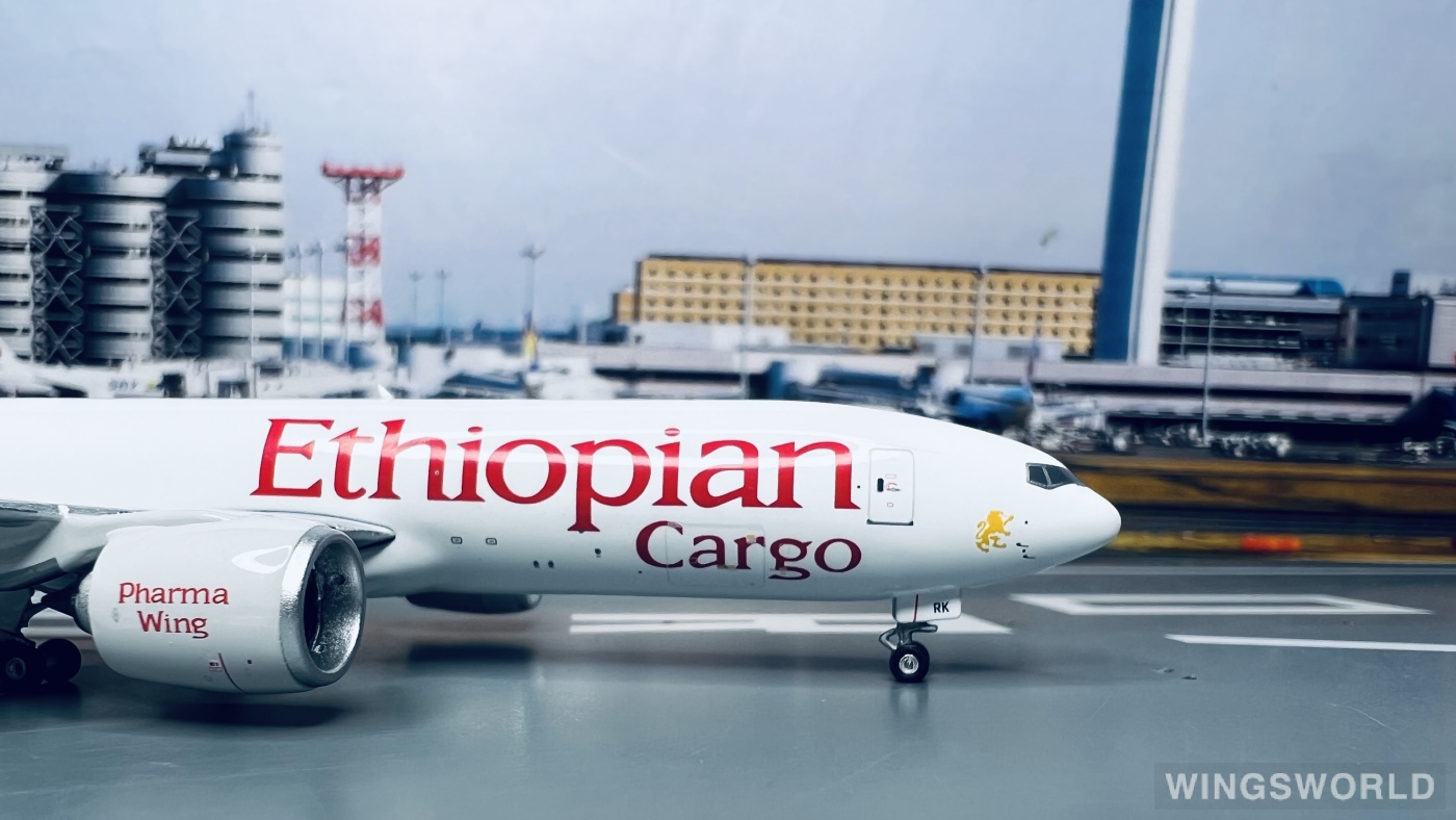 Phoenix 1:400 PH11745 Ethiopian Airlines 埃塞俄比亚航空 Boeing 777F ET-ARK