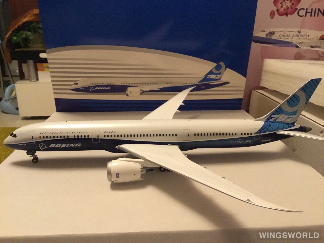 JC Wings 1:200 XX2441 Boeing 波音公司 Boeing 787-9 N789EX