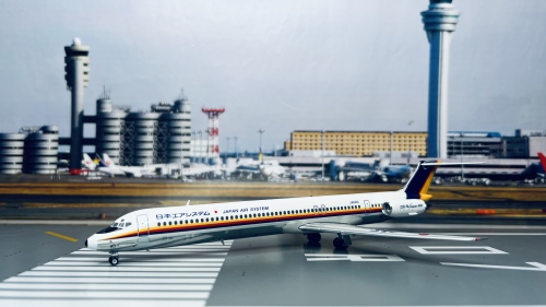 EW2M81002 JAS 日本佳速航空McDonnell Douglas MD-81 JA8461 JC