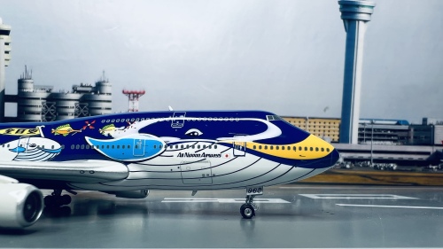 Phoenix 1:400 Boeing 747-400 ANA 全日空PH10763 JA8963 鲸鱼