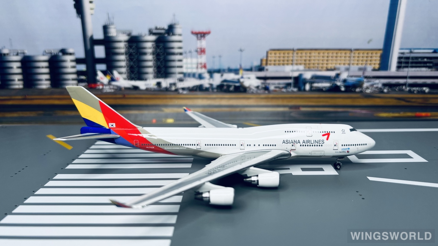 Phoenix 1:400 PH10582 Asiana 韩亚航空 Boeing 747-400 HL7428