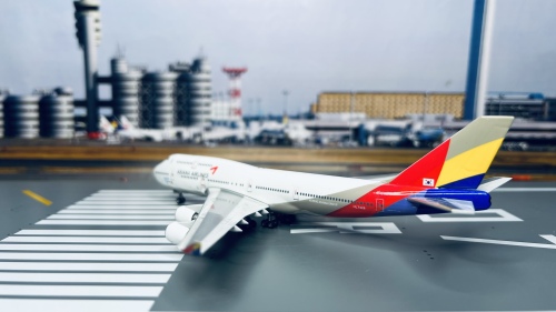 韓国政府専用機 2号機 737-300 Phoenix 1:400 韓国政府専用機 2号機 737-300 Phoenix 1:400 - メルカリ