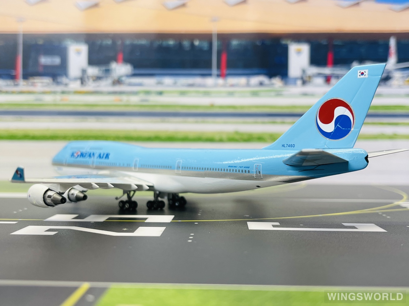 Phoenix 1:400 PH04002 Korean Air 大韩航空 Boeing 747-400 HL7460