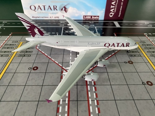 Qatar 卡塔尔航空 Airbus A380-800 A7-APG  PH11751 Phoenix 1:400