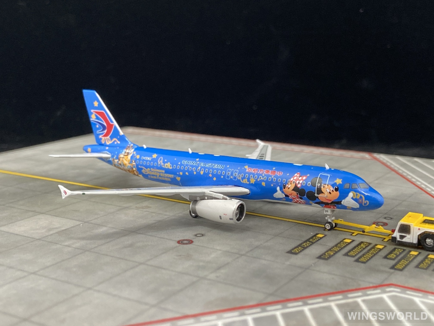 Phoenix 1:400 PH04095 China Eastern 中国东方航空 Airbus A320 B-6635