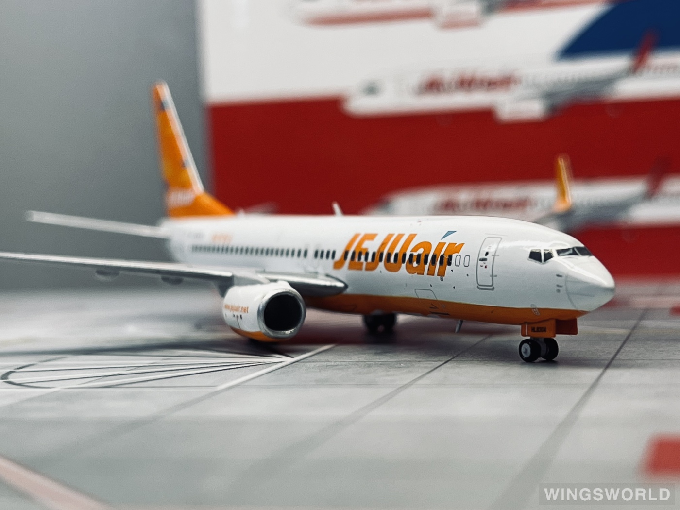 JC Wings 1:400 XX4198 Jeju Air 济州航空 Boeing 737-800 HL8304