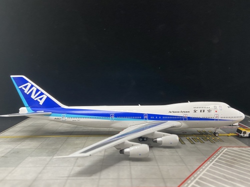 Phoenix 1:400 Boeing 747-100 ANA 全日空PH04455 JA8157 图片和