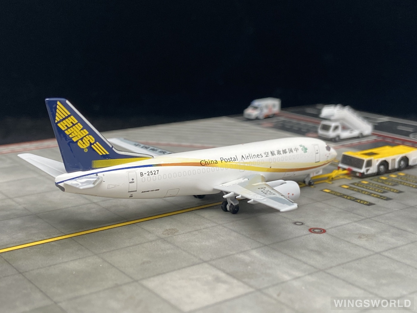 Pandamodel 1:400 SKYWINGS 010 China Postal Airlines 中国邮政航空 Boeing 737-300 B-2527