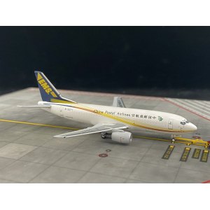 China Postal Airlines 中国邮政航空 Boeing 737-300 B-5071  SKY-011 Skywings 1:400