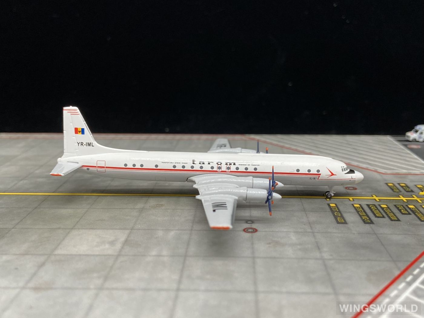 AeroClassics 1:400 AC411095 Tarom 罗马尼亚航空 Ilyushin Il-18 YR-IML