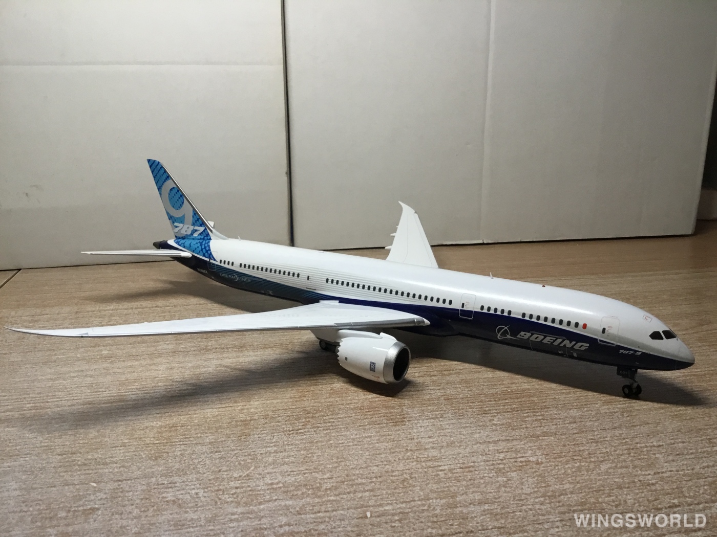 JC Wings 1:200 LH2141 Boeing 波音公司 Boeing 787-9 