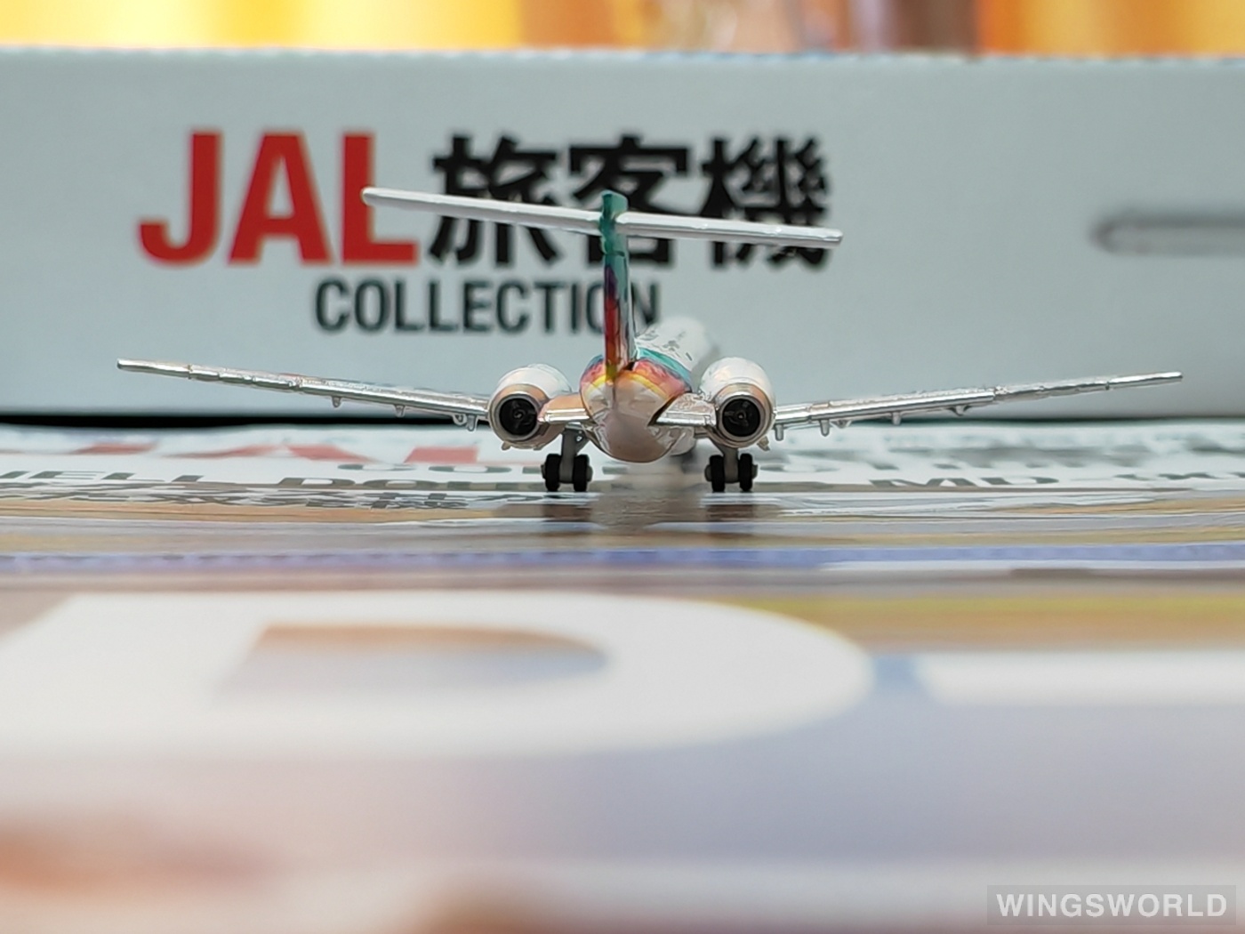 DeAGOSTINI 1:400 41-2 JAS 日本佳速航空 McDonnell Douglas MD-90 JA006D
