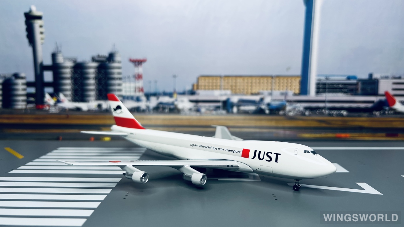 Big Bird 1:400 BB4-2004-08 Japan Airlines 日本航空 Boeing 747-200 JA8160